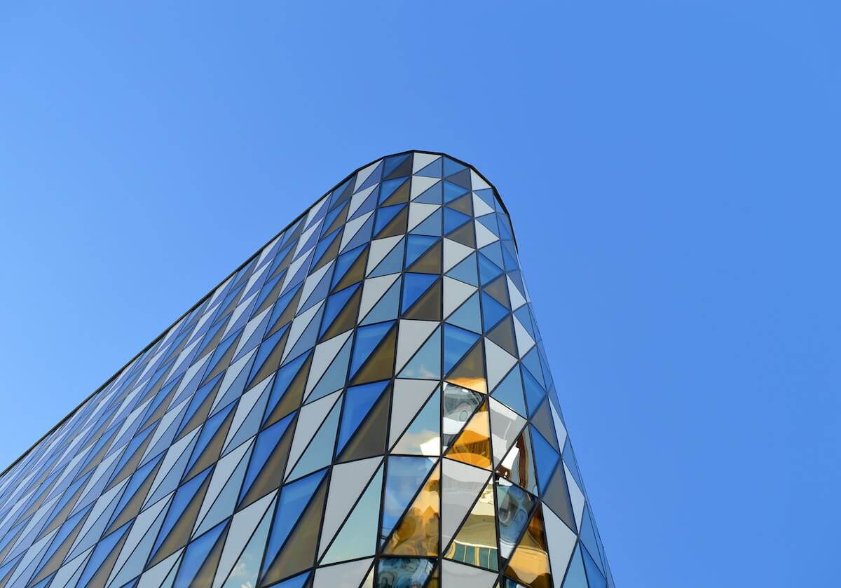 法兰克福新帅里埃拉 以人为本向德甲叩关的足坛追梦人